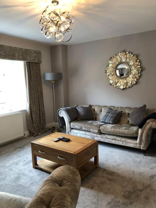 Stunning Apartment In The Heart Of Broadway Broadway  Esterno foto